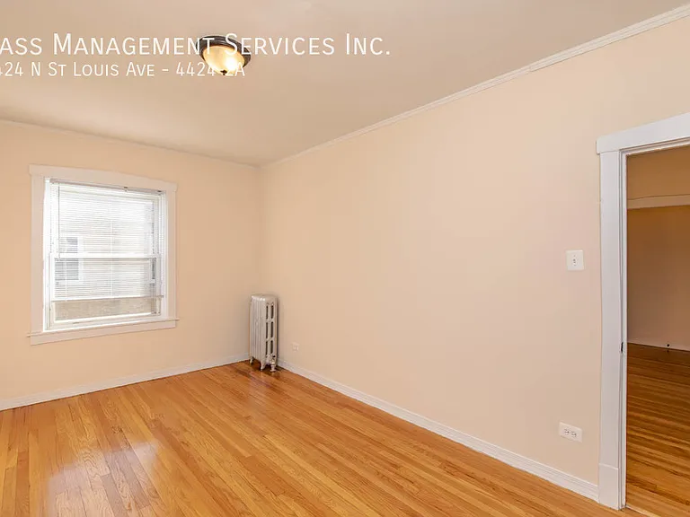 4412-26 N St Louis Ave. — Photo 49