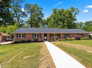 7 Norwich Dr, Greenville, SC 29609