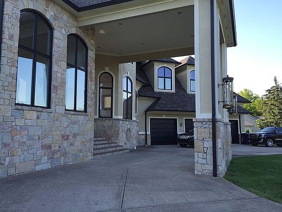 4th image of 8816 Waterside Dr