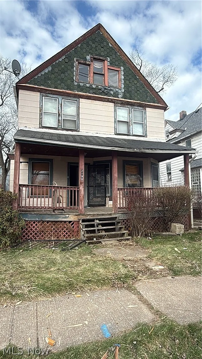 2198 E 86th St photo 1