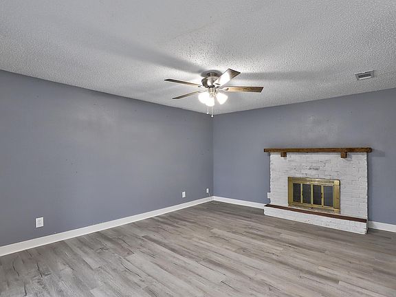 5th image of 2519 Jefferson Ave