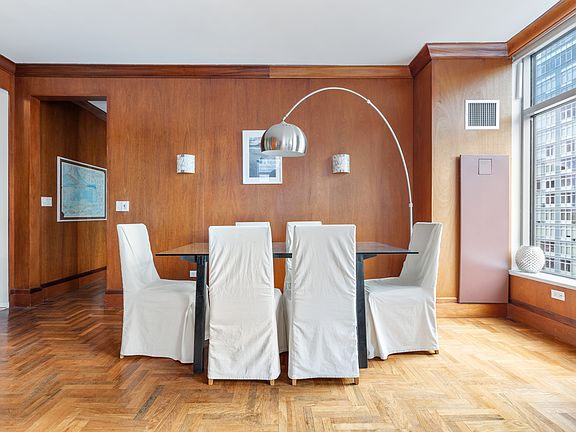 5th image of 250 E 54th St APT 23F