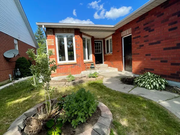 1398 Lillico Cres, Peterborough, ON K9K 2L1