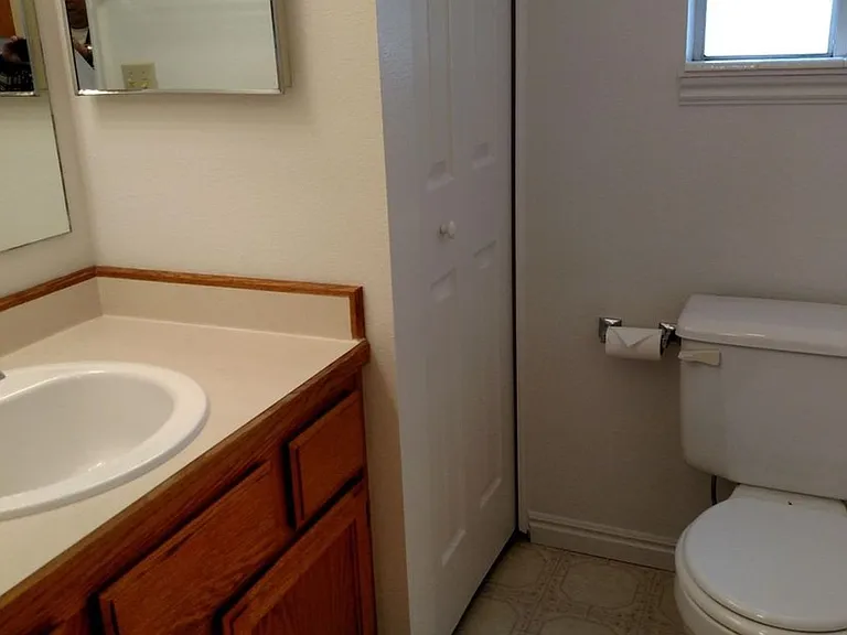 180 N 1100 E #16 — Photo 1