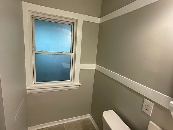 5th image of 7403 Halle Ave #7401