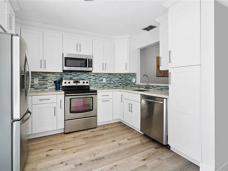 324 City View Dr — Photo 9