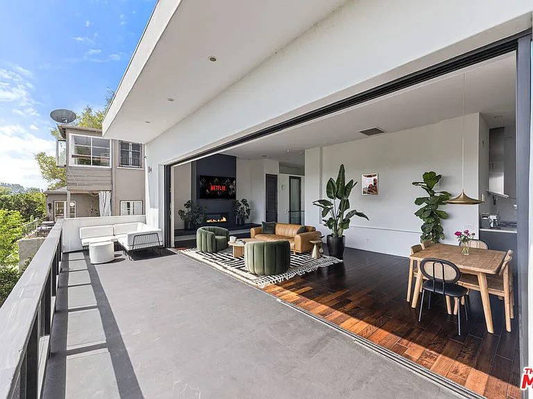 2300 Ronda Vista Dr — Photo 4
