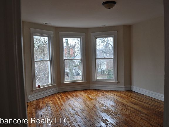 3rd image of 3606 E Broad St #A