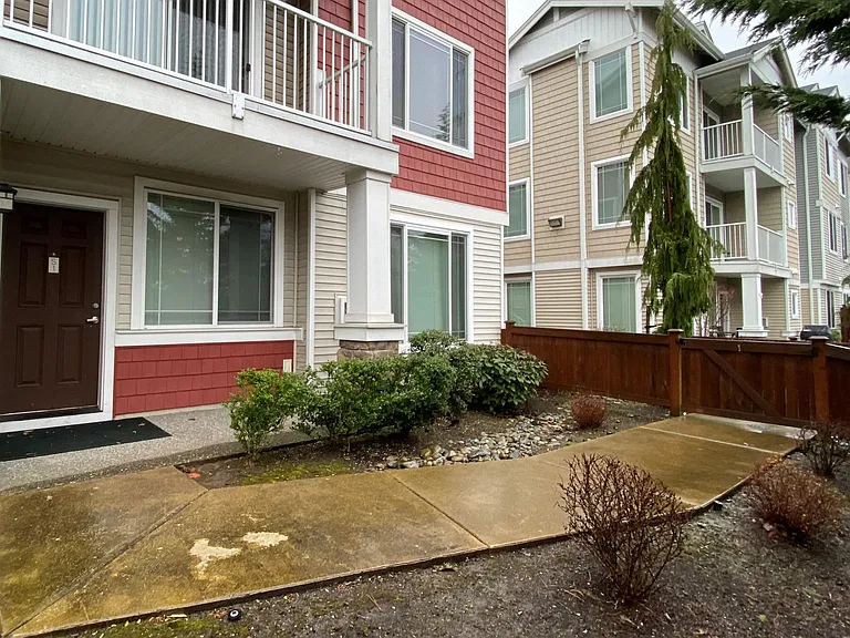 15720 Manor Way #S1 — Photo 2