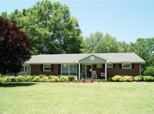 147 Traci Ln, Winston Salem, NC 27107