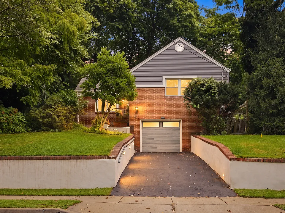 43 Linden Ter