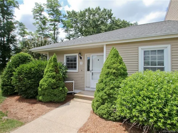 5 The Hamlet #F, Enfield, CT 06082