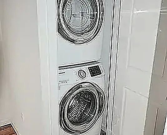 5th image of 137 Patchen Ave APT 1L