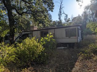 657 Shasta Park Dr, Shasta Lake, CA 96019