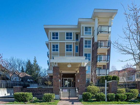 2nd image of 13883 Laurel Dr #108