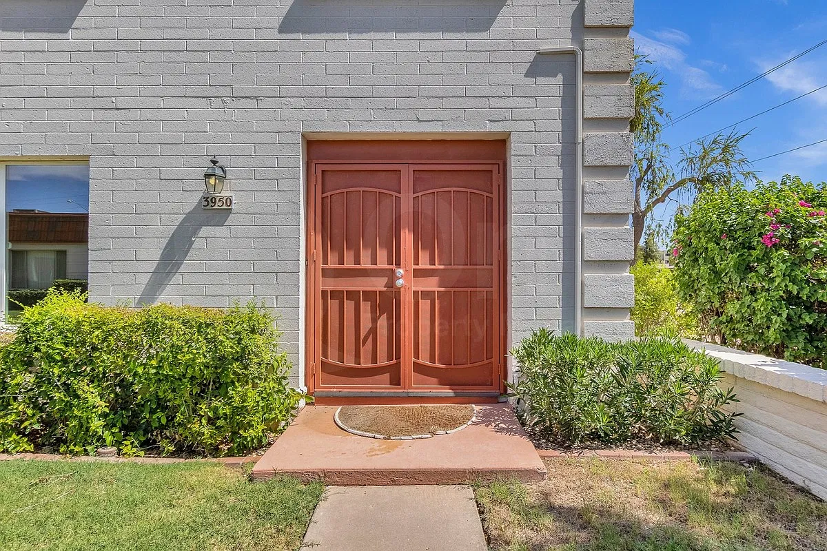 3 bed, 2.5 bath, 1608 sqft, $2,499 — Photo 4