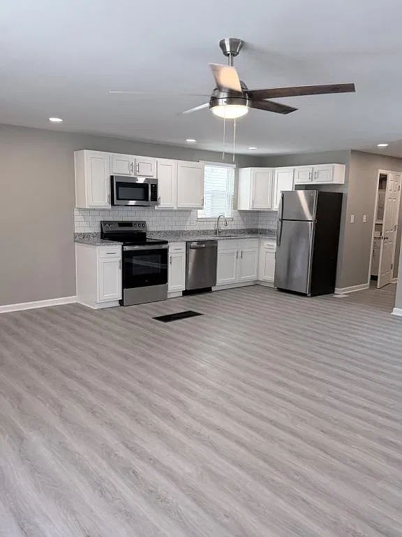 1339 S Preston St — Photo 1