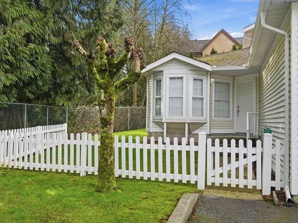 6537 138th St #46, Surrey, BC V3W 0C5