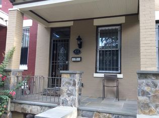 631 Kenyon St NW, Washington, DC 20010