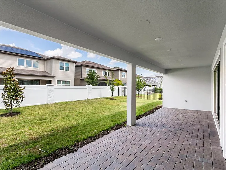 9212 Hanging Vine Ct — Photo 29
