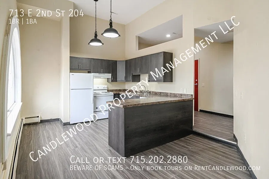 Historic, Unique, Timeless! 1 Bedroom Available November 1st! — Photo 3