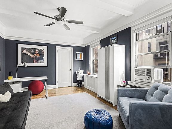 5th image of 123 W 74th St APT 2C