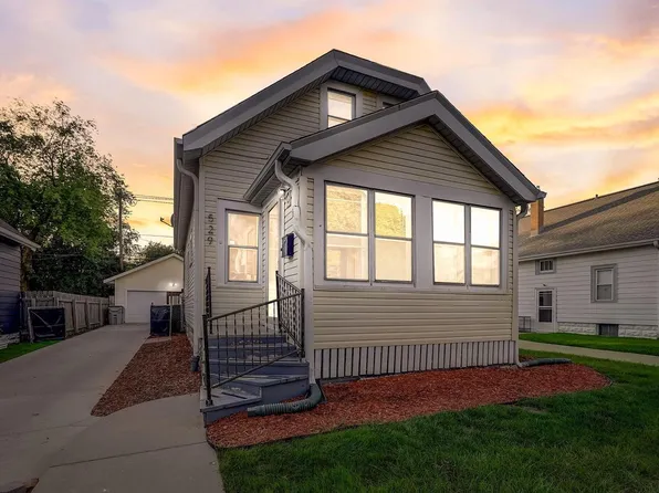 529 South Oak Park COURT, Milwaukee, WI 53214