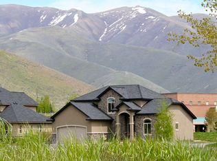 222 Winterberry Loop, Hailey, ID 83333