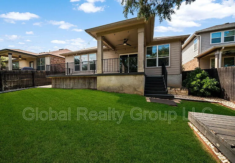 4610 Sebastian Oak — Photo 4
