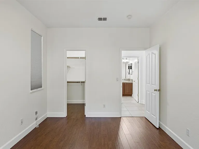 2100 Lamego Way — Photo 12