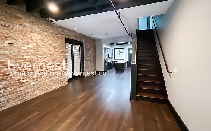 506 Barristers Ct — Photo 4