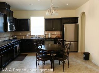 7047 N Oratorio Dr, Fresno, CA