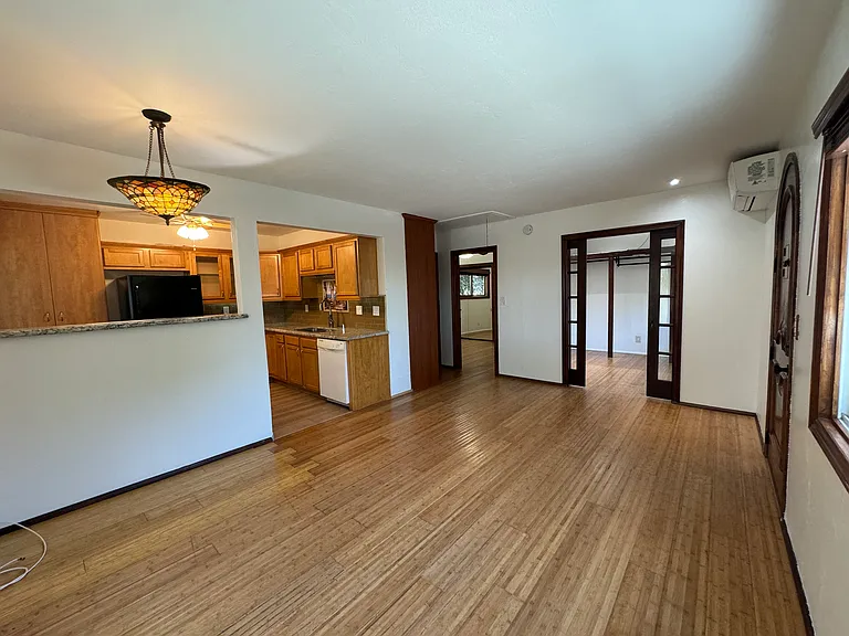 2022 Dawson Ave #2022 — Photo 9