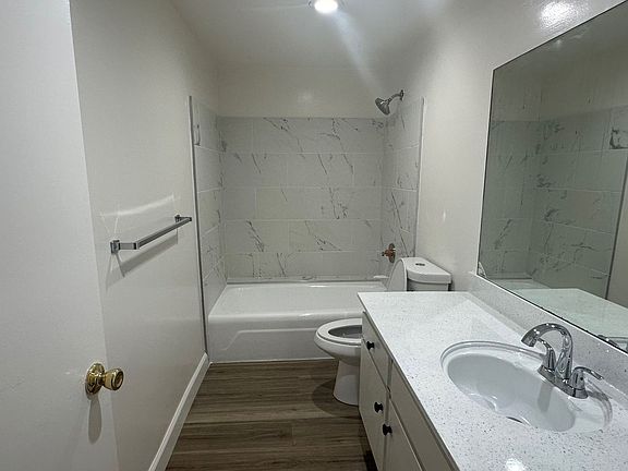 5th image of 950 N Louise St APT 206