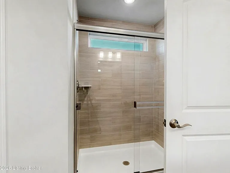 13107 Harpy Eagle Ct — Photo 29