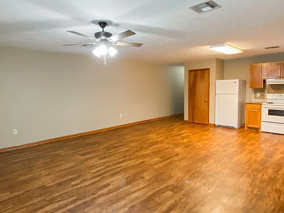 3rd image of 712 Alamo St #B