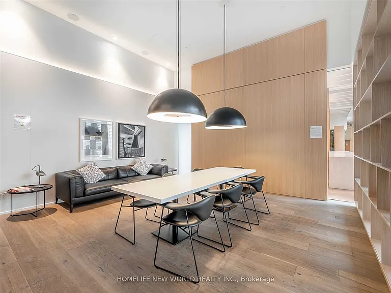 8 Hillsdale Ave E #920 — Photo 26