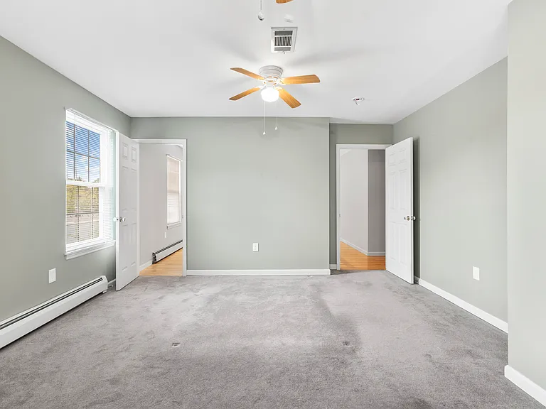421 Lafayette St — Photo 18