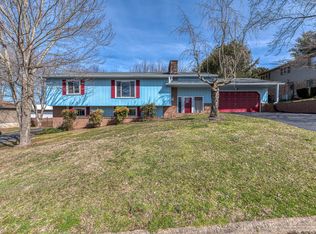 13481 Stone Dr, Bristol, VA 24202