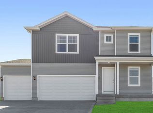 136 8th Ave NE, Altoona, IA 50009