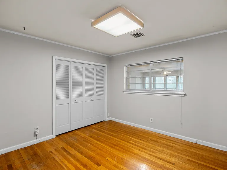 3932 Meredith Dr — Photo 15