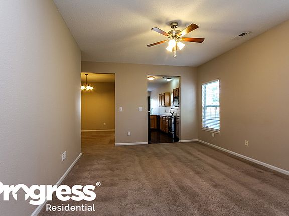 4th image of 15326 Fawn Meadow Dr
