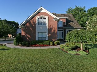 111 Stonebrook Ln, Hendersonville, TN 37075