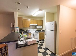 155 Yellowstone Dr APT 102, Charlottesville, VA 22903
