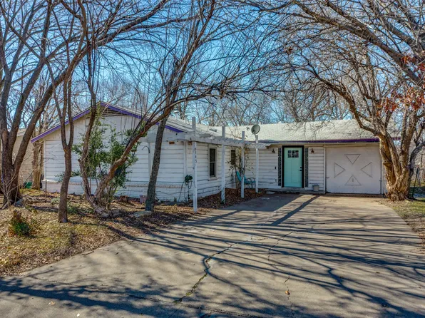 3745 Earle Dr, Fort Worth, TX 76117