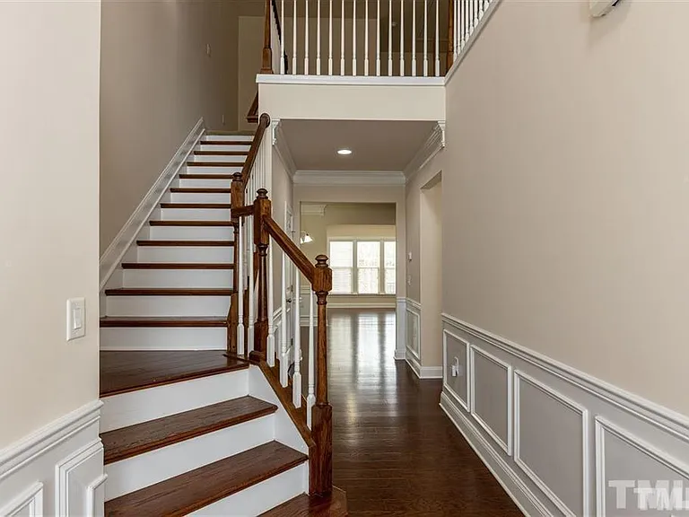 407 Daylin Dr — Photo 15