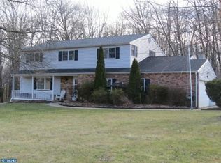 12 Hickory Ln, Chalfont, PA 18914