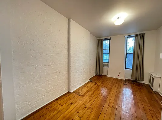 Rented by Corcoran | media 14