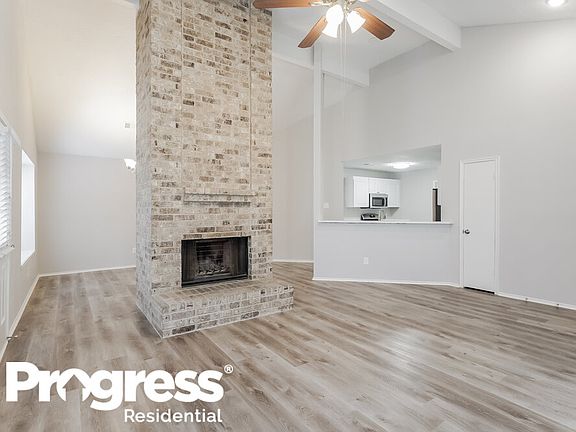 4th image of 2014 Woodland Hills Dr