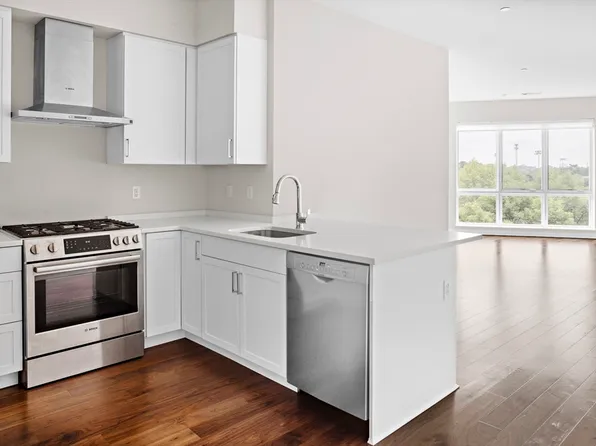 3531 Washington St #U507, Jamaica Plain, MA 02130